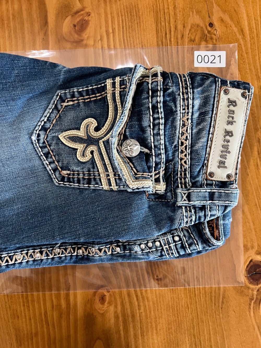 Women’s Rock Revival Buckle Exclusive Fleur De Lis Bootcut Jeans - Size 26 - Picture 12 of 12